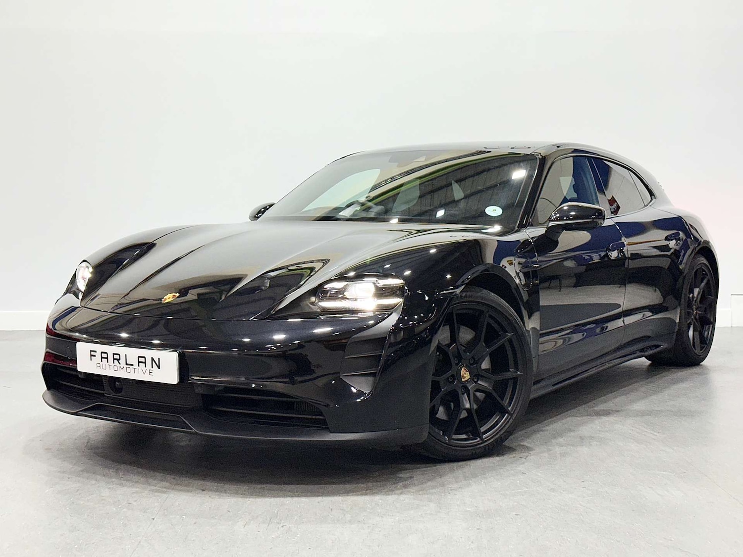 Used Porsche Taycan 2024 for sale - 76058303: Photo 13