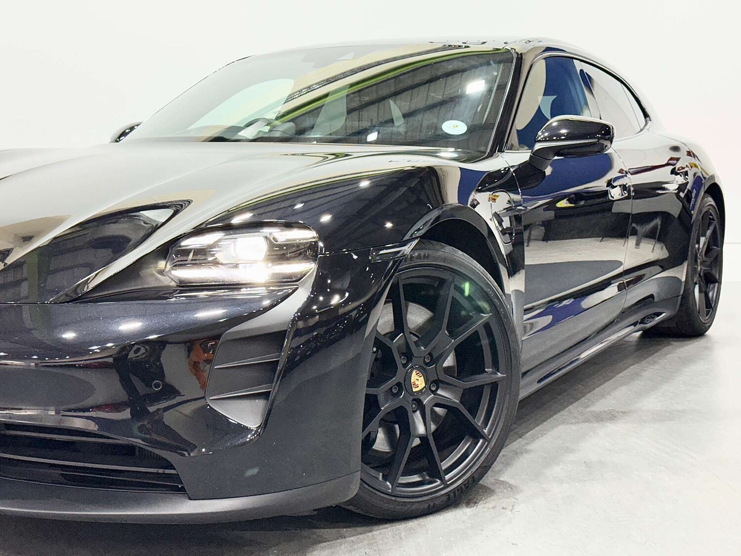Used Porsche Taycan 2024 for sale - 76058303: Photo 15