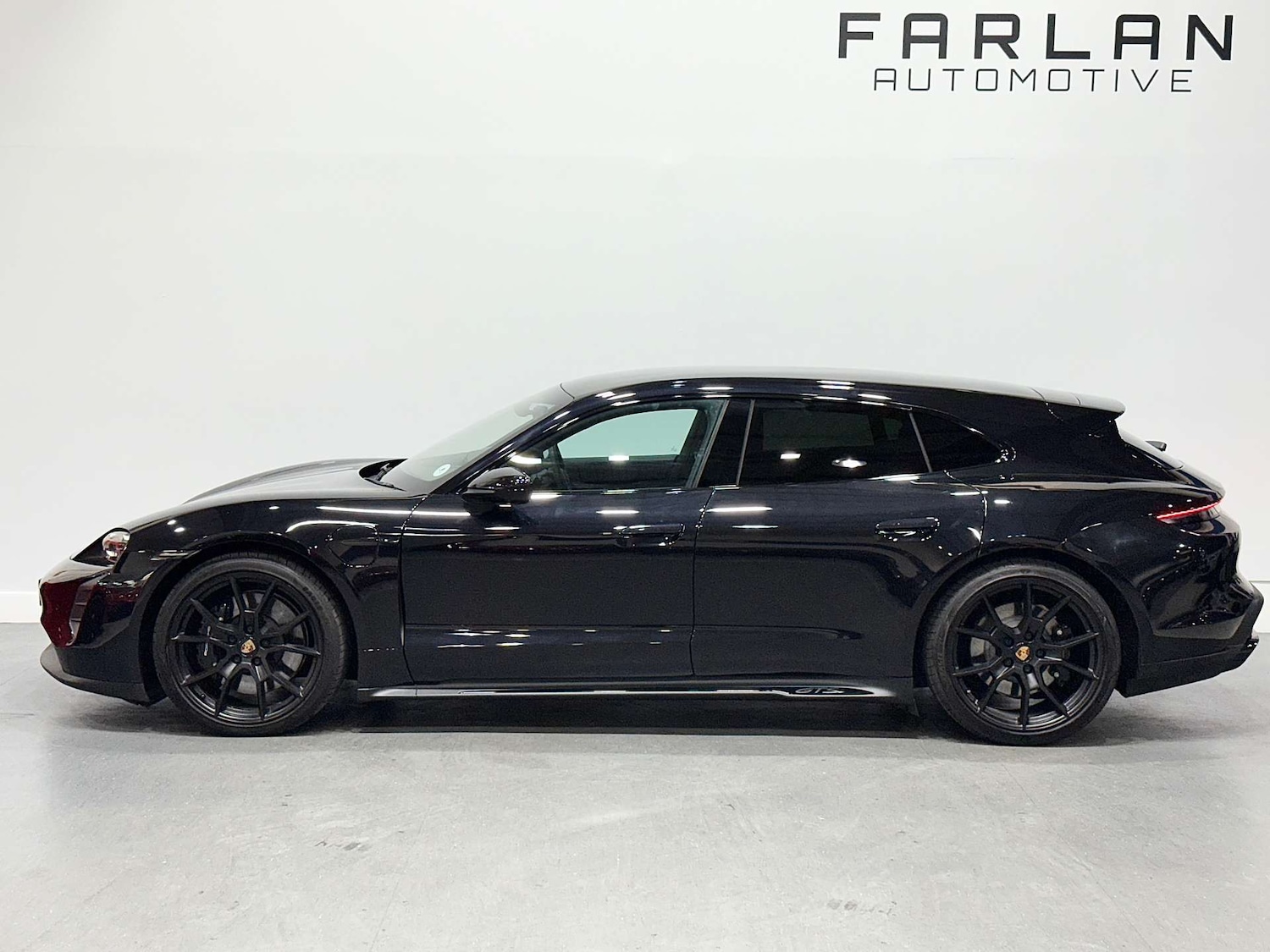 Used Porsche Taycan 2024 for sale - 76058303: Photo 19