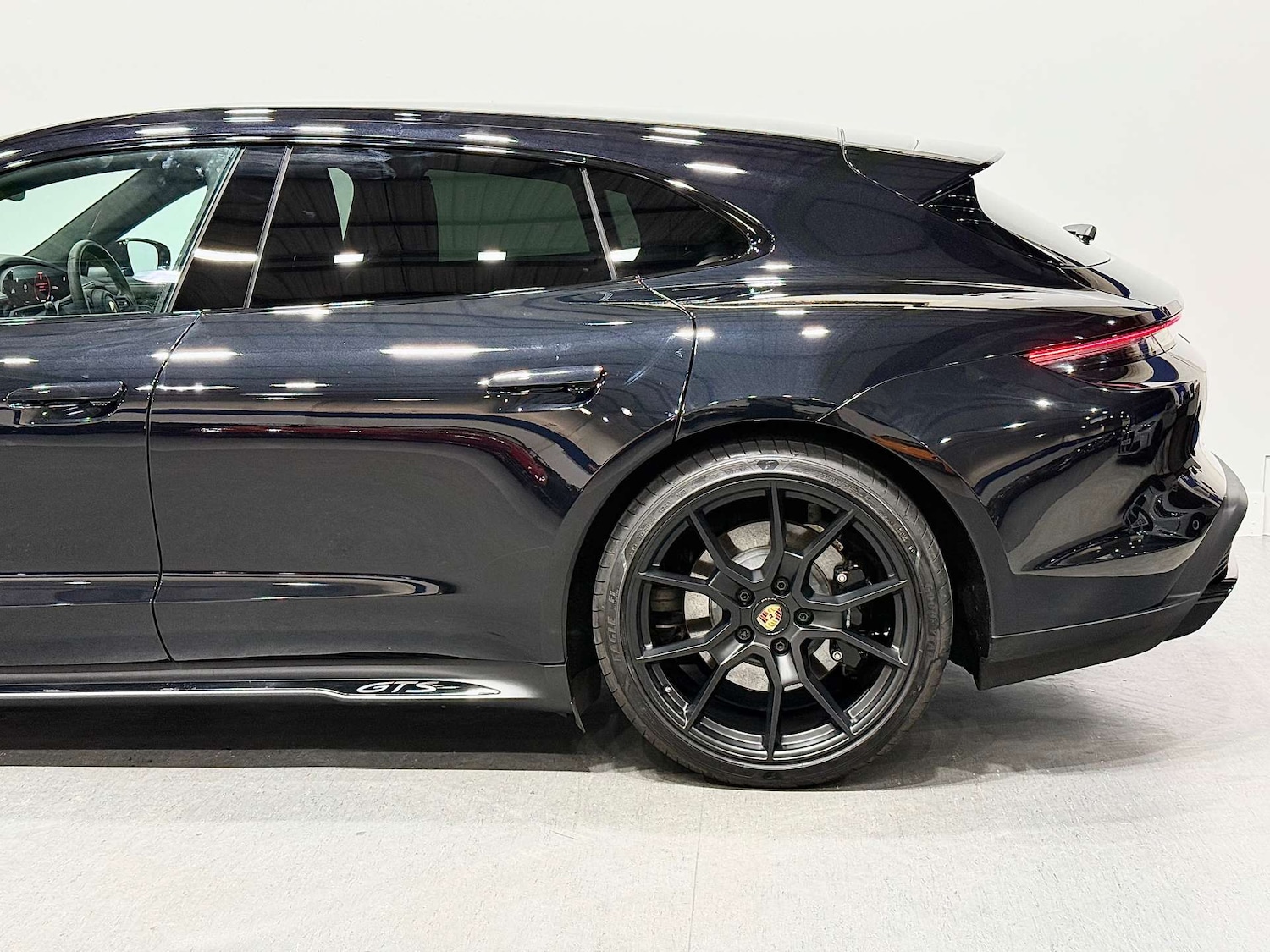 Used Porsche Taycan 2024 for sale - 76058303: Photo 21