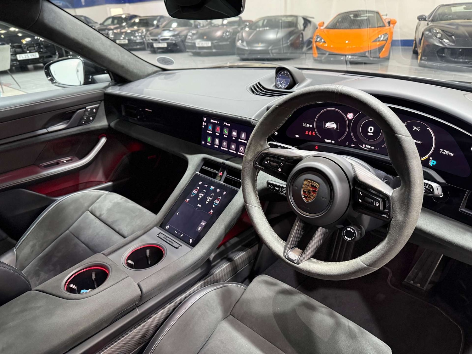 Used Porsche Taycan 2024 for sale - 76058303: Photo 39