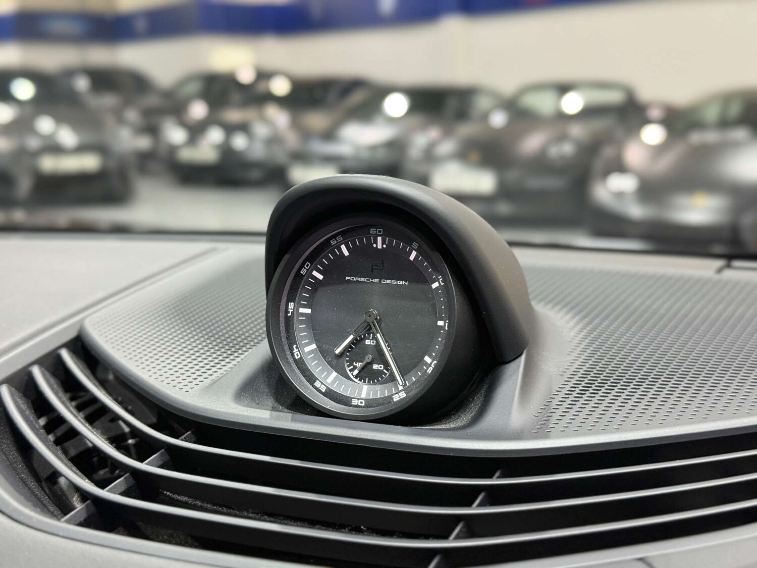 Used Porsche Taycan 2024 for sale - 76058303: Photo 41