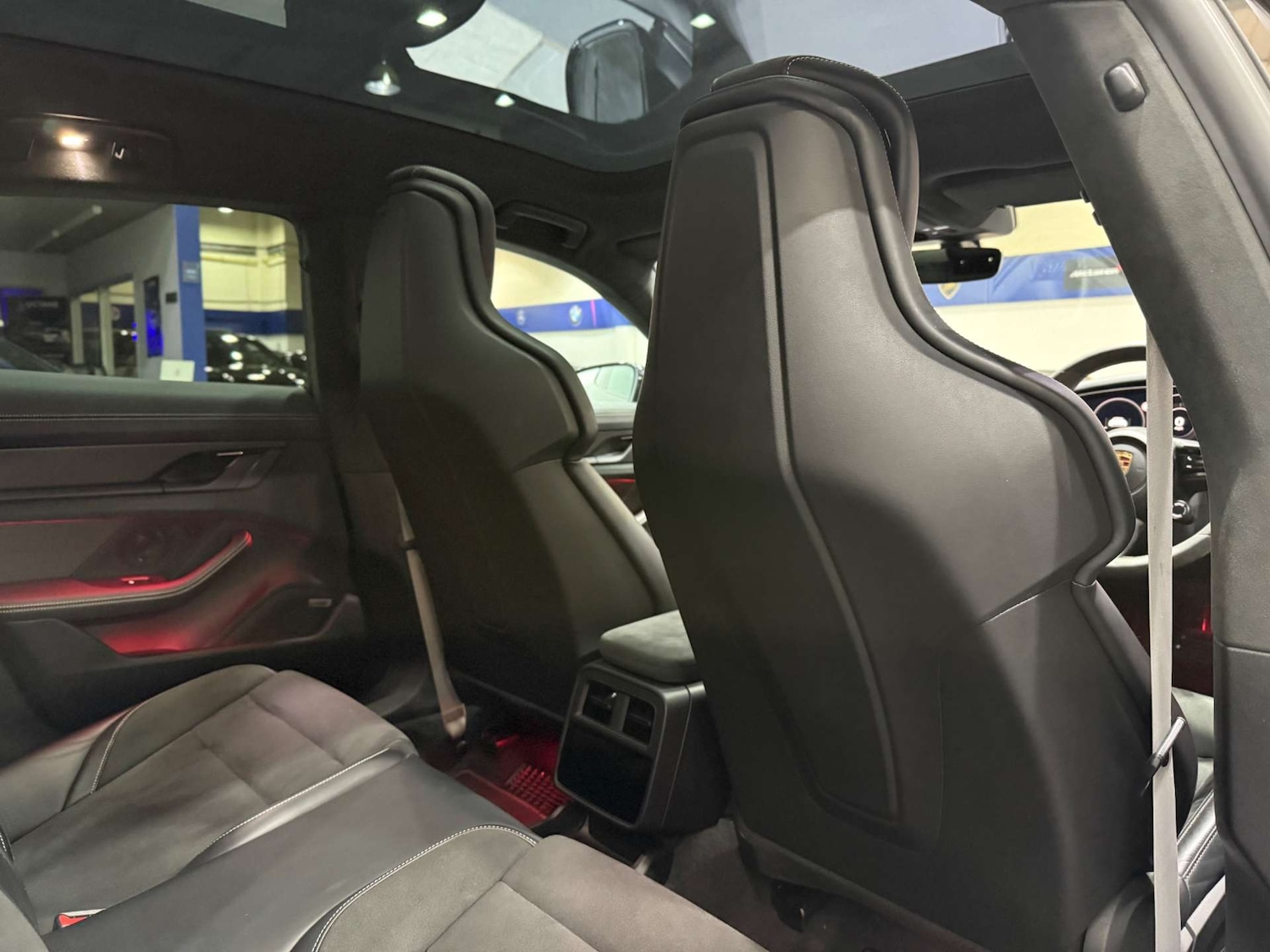 Used Porsche Taycan 2024 for sale - 76058303: Photo 42