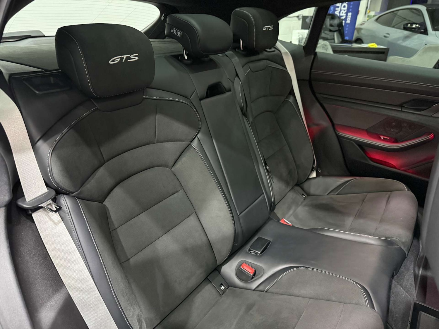 Used Porsche Taycan 2024 for sale - 76058303: Photo 49