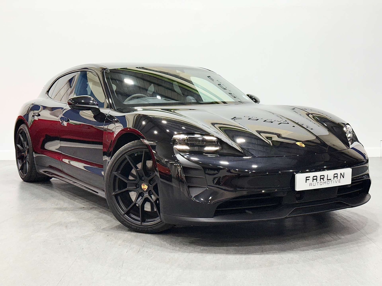 Used Porsche Taycan 2024 for sale - 76058303: Photo 7