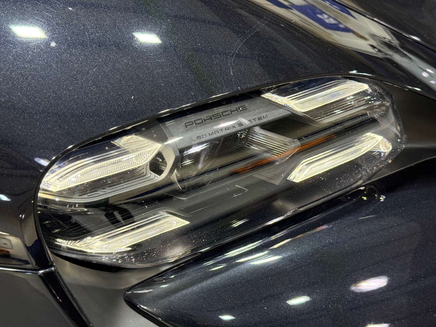 Used Porsche Taycan 2024 for sale - 76058303: Photo 75