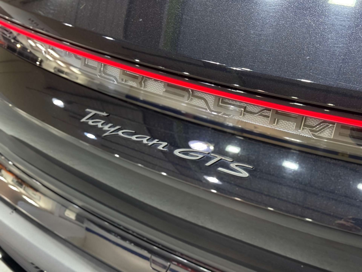 Used Porsche Taycan 2024 for sale - 76058303: Photo 78