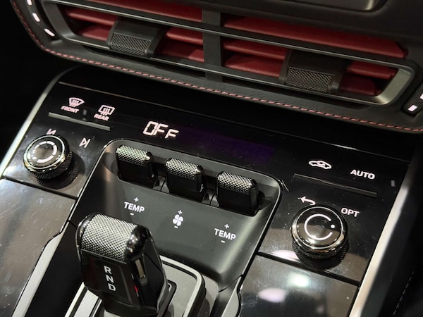 Used Porsche 911 2020 for sale - 76182605: Photo 64