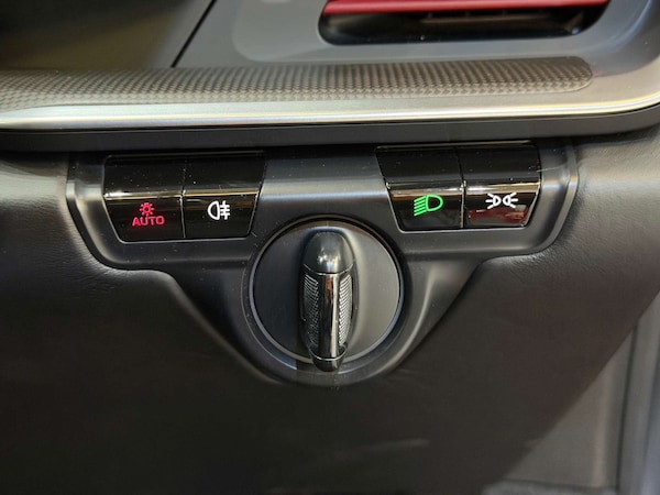 Used Porsche 911 2020 for sale - 76182605: Photo 68