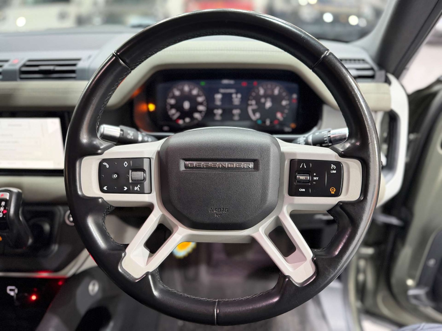 Used Land Rover Defender 110 2020 for sale - 76837454: Photo 24