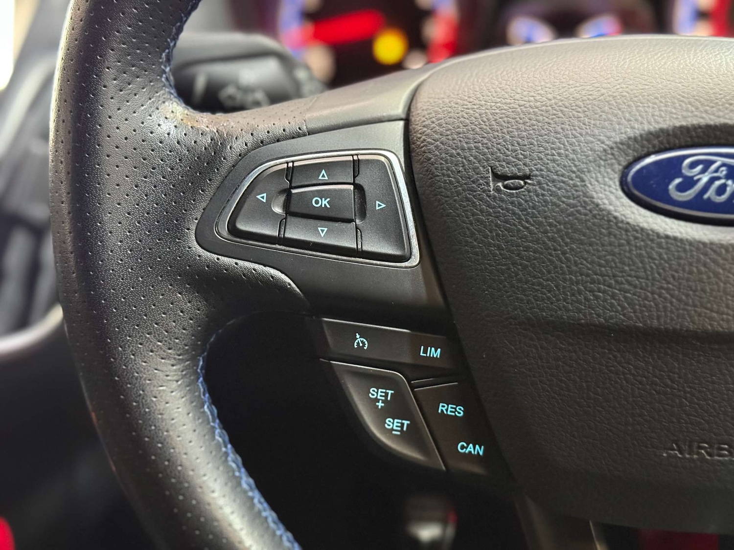 Used Ford Focus 2017 for sale - 76068131: Photo 34