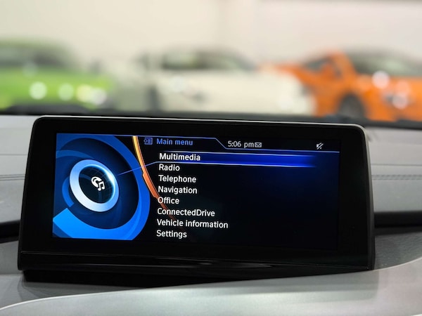 Used BMW i8 2017 for sale - 75634086: Photo 37