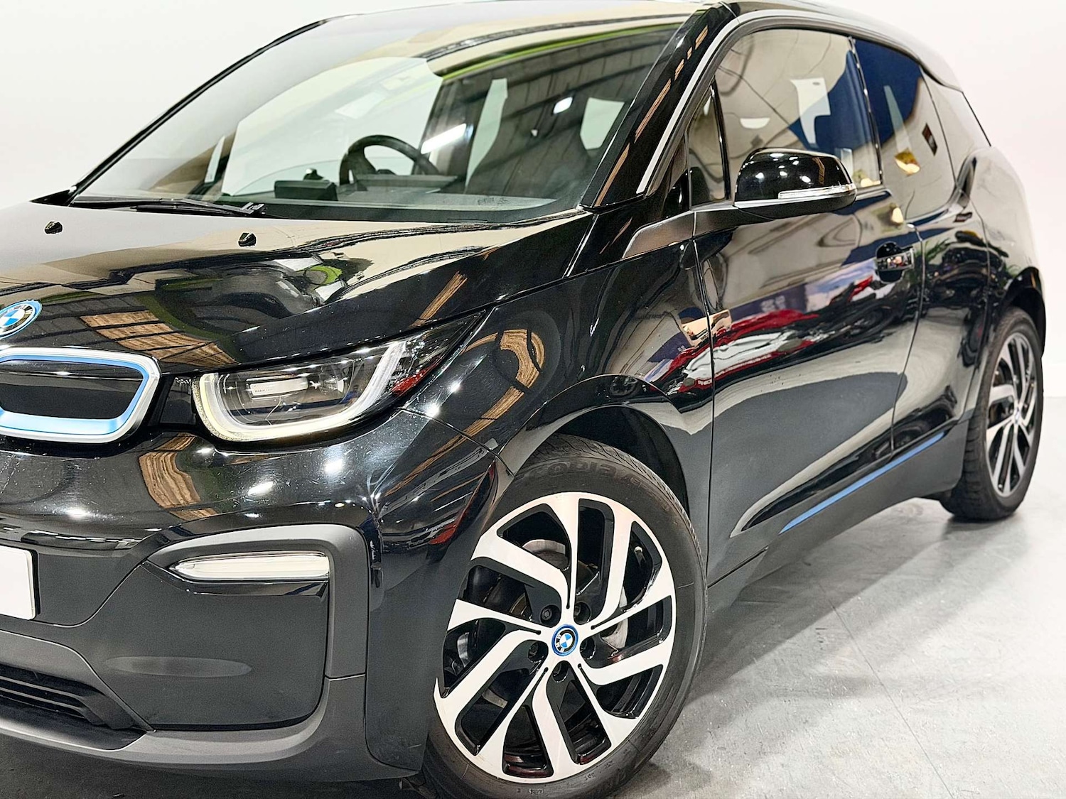 Used BMW i3 2017 for sale - 76427228: Photo 12