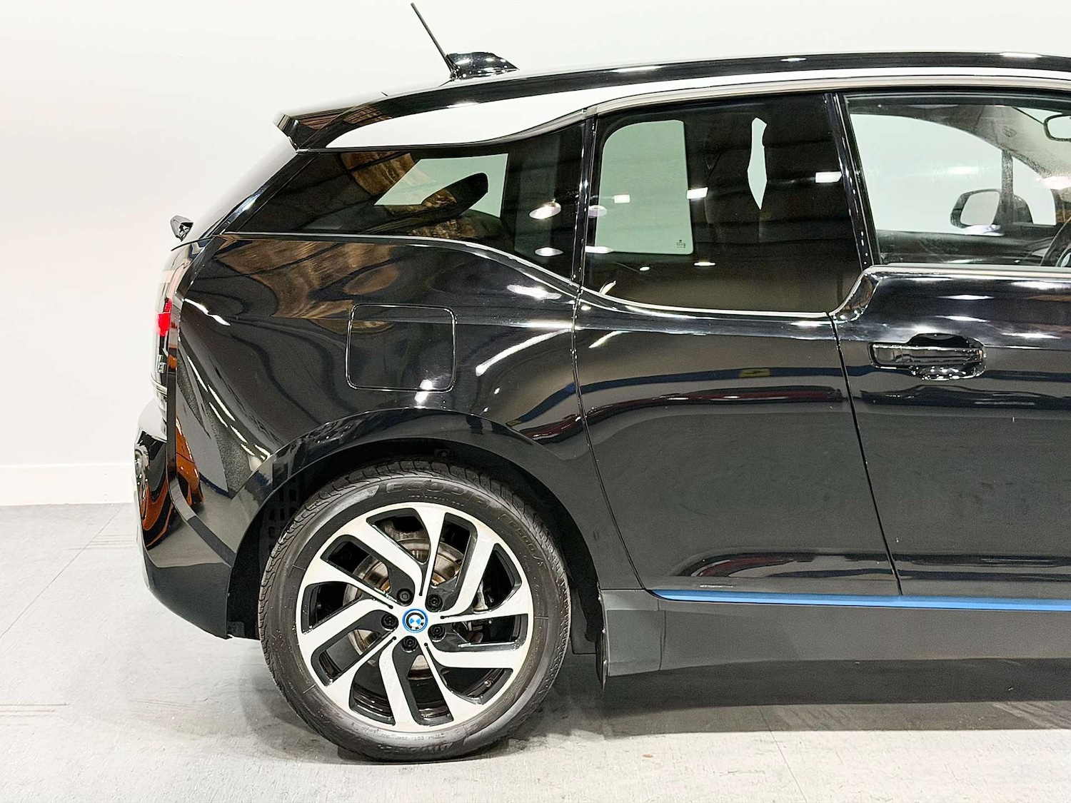 Used BMW i3 2017 for sale - 76427228: Photo 18