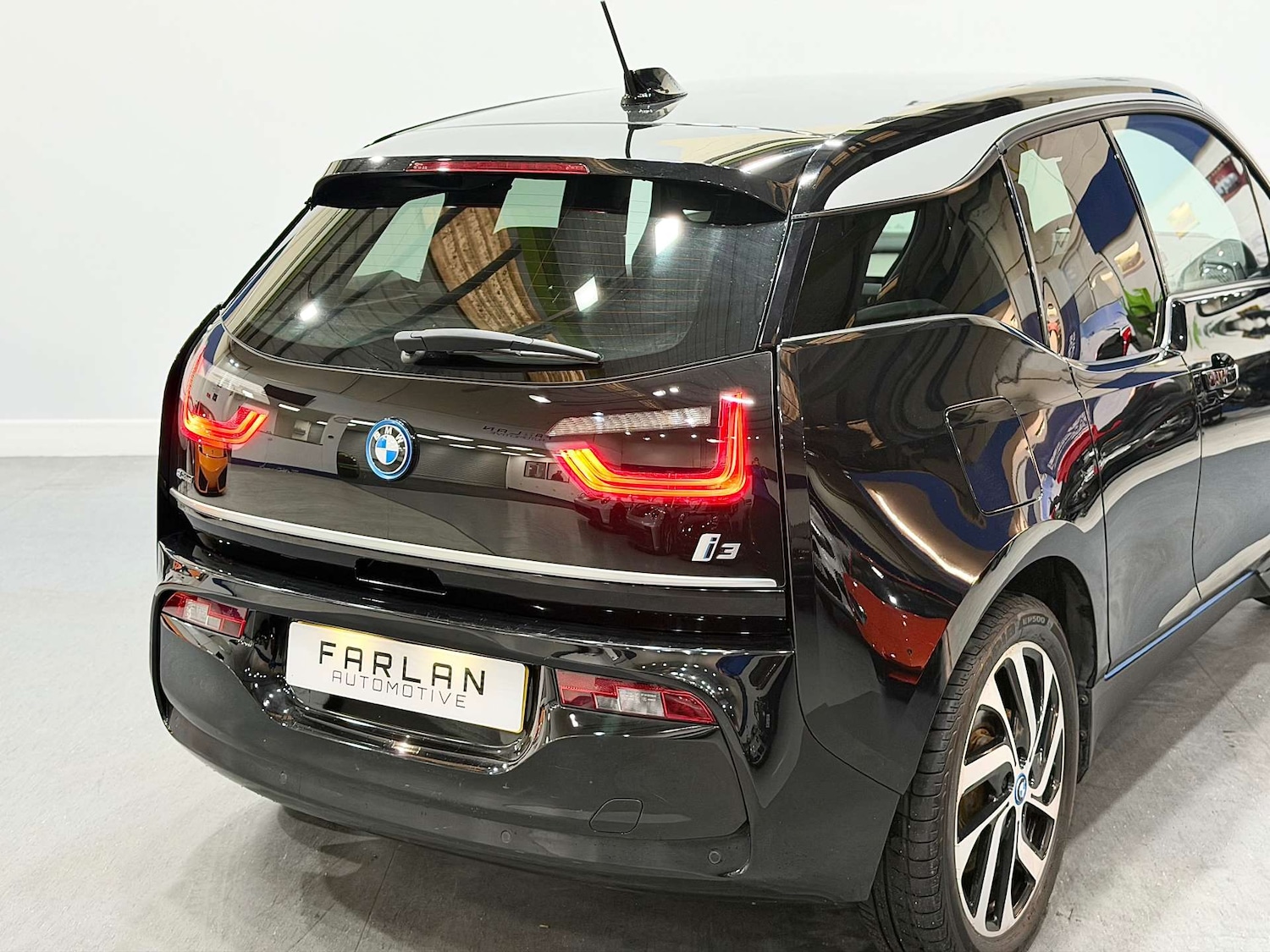 Used BMW i3 2017 for sale - 76427228: Photo 24