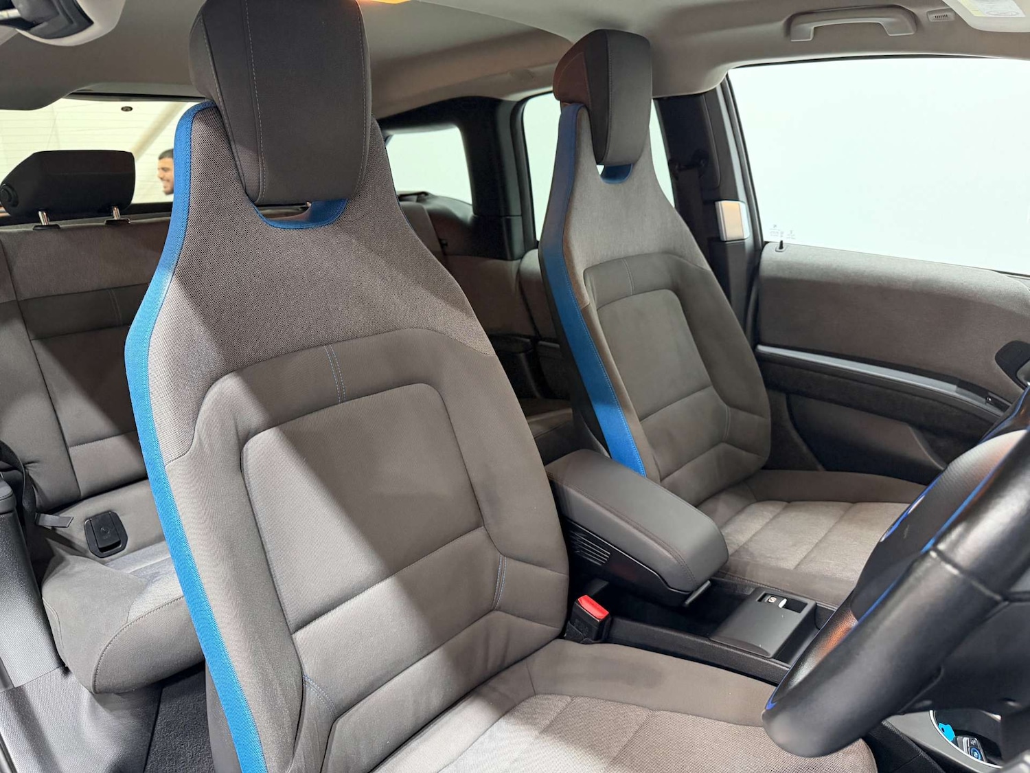 Used BMW i3 2017 for sale - 76427228: Photo 31