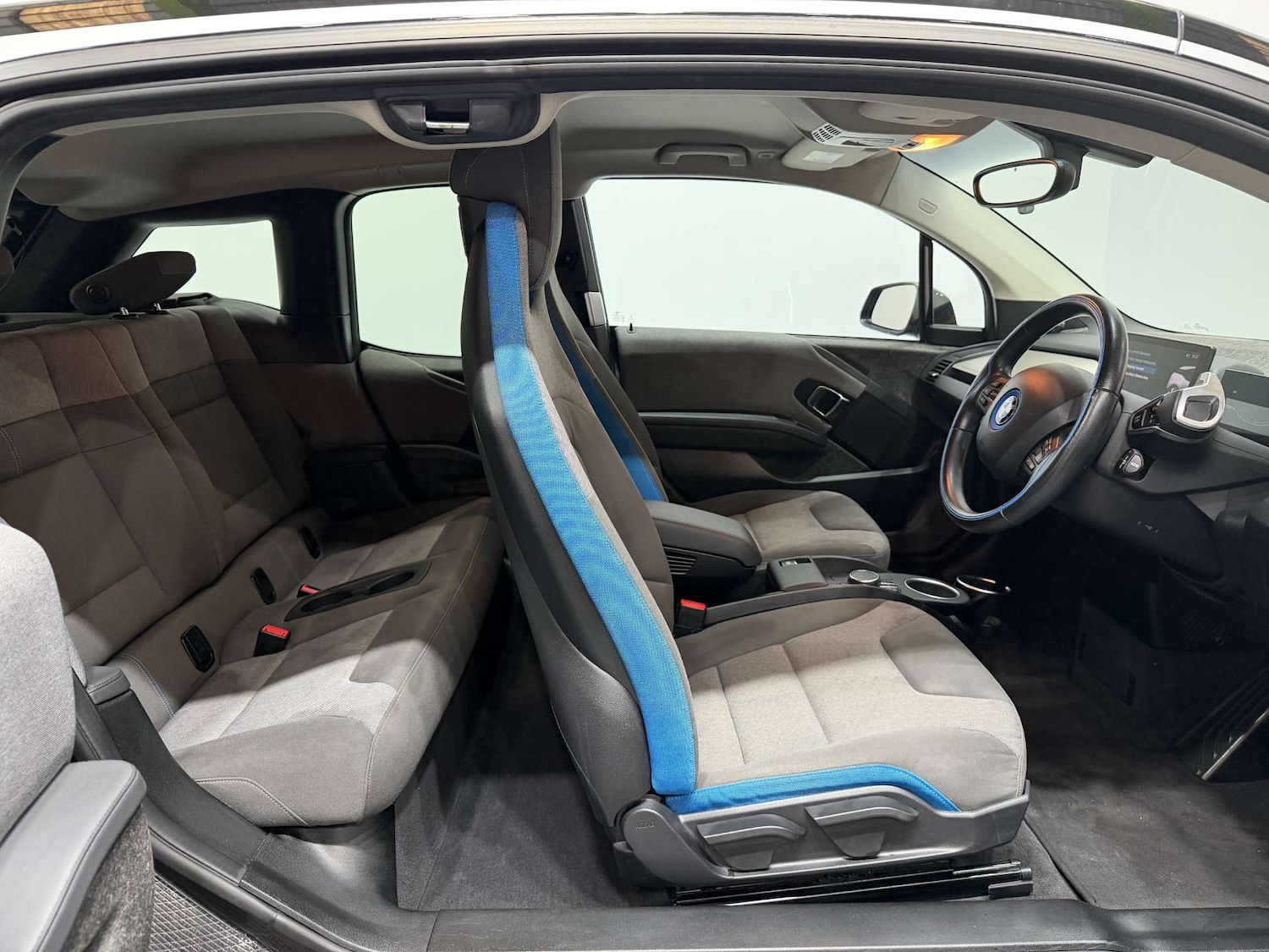 Used BMW i3 2017 for sale - 76427228: Photo 52