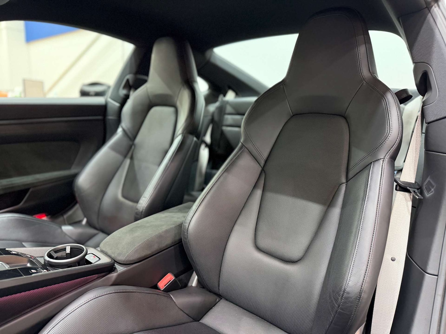 Used Porsche 911 2023 for sale - 76301957: Photo 6