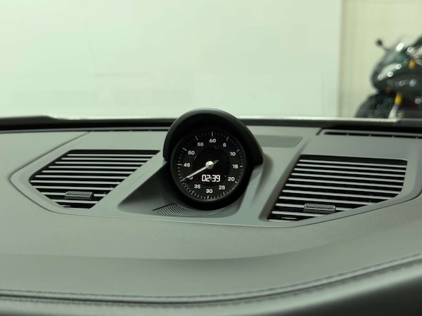 Used Porsche 911 2023 for sale - 76301957: Photo 64