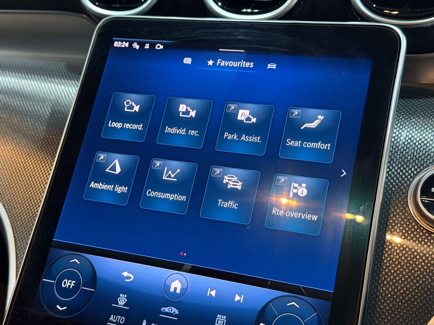 Used Mercedes-Benz GLC 2023 for sale - 77187844: Photo 45