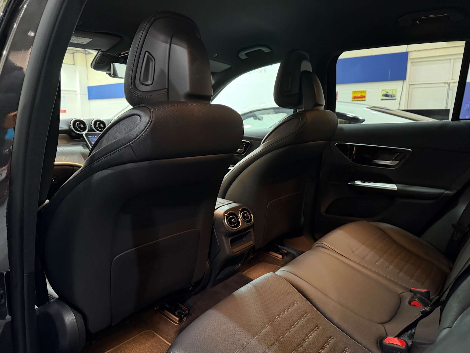 Used Mercedes-Benz GLC 2023 for sale - 77187844: Photo 51