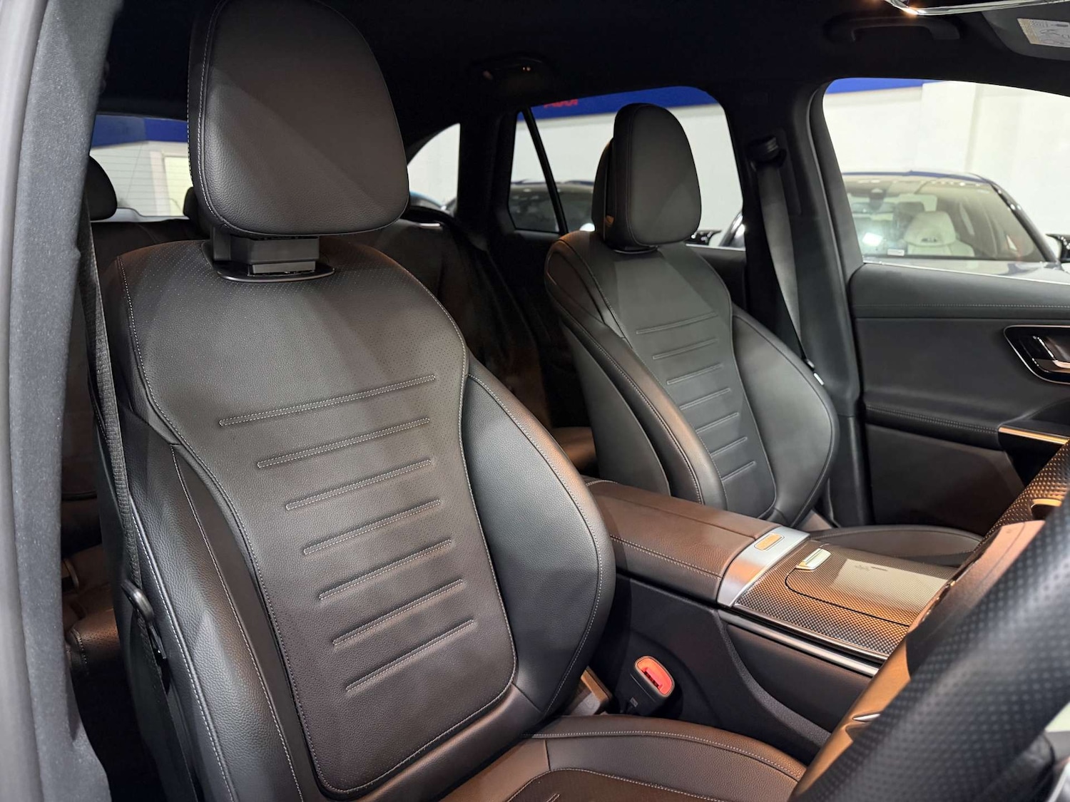 Used Mercedes-Benz GLC 2023 for sale - 77187844: Photo 6