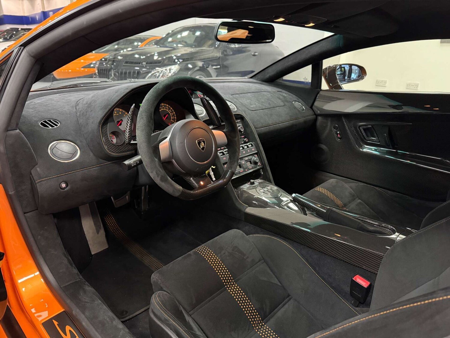 Used Lamborghini Gallardo 2015 for sale - 76601391: Photo 16