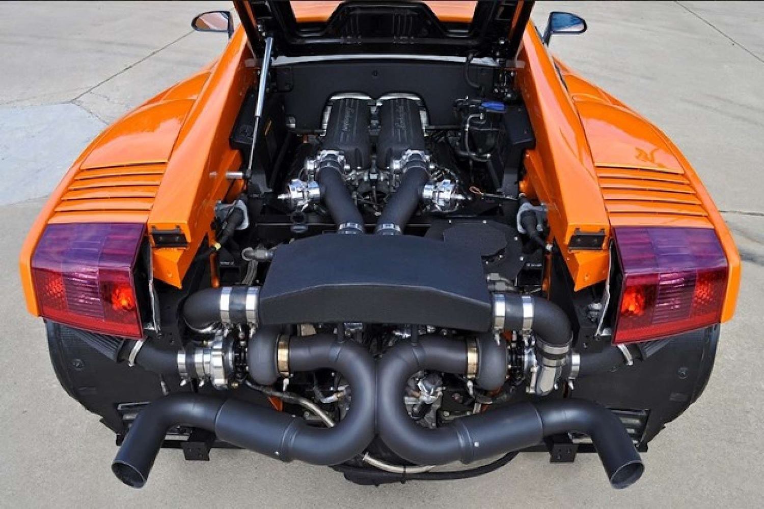 Used Lamborghini Gallardo 2015 for sale - 76601391: Photo 2