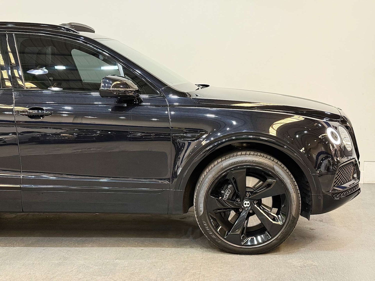 Used Bentley Bentayga 2017 for sale - 76601465: Photo 16