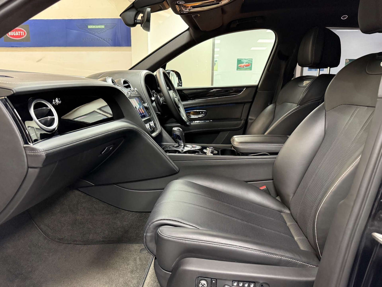 Used Bentley Bentayga 2017 for sale - 76601465: Photo 32