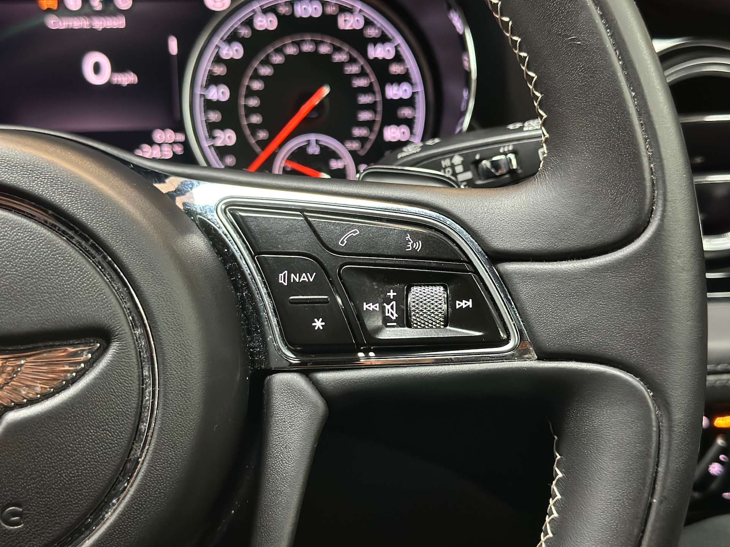 Used Bentley Bentayga 2017 for sale - 76601465: Photo 35