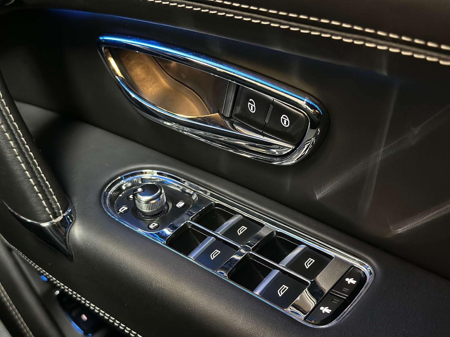 Used Bentley Bentayga 2017 for sale - 76601465: Photo 55