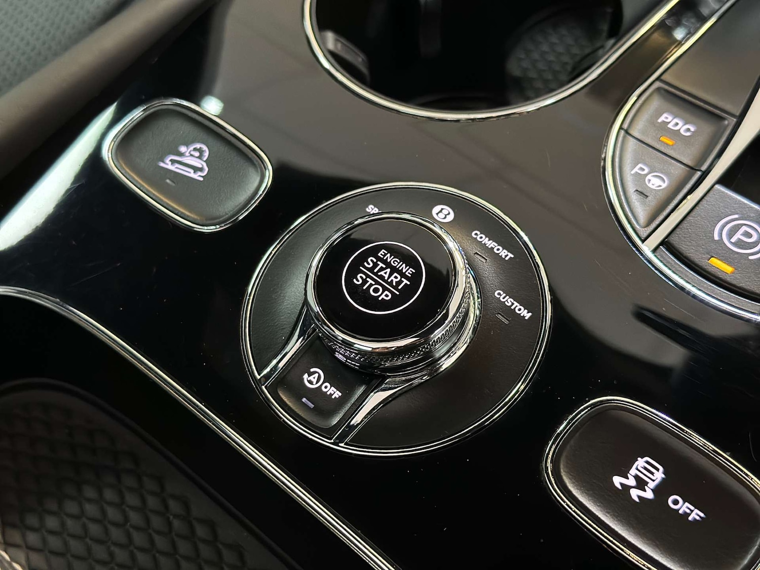 Used Bentley Bentayga 2017 for sale - 76601465: Photo 63