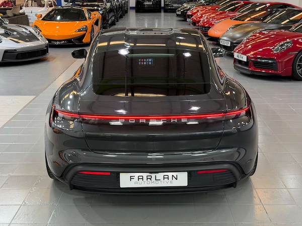 Used Porsche Taycan 2020 for sale - 76219296: Photo 23