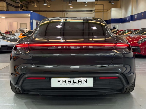 Used Porsche Taycan 2020 for sale - 76219296: Photo 25