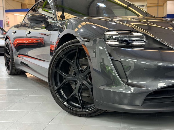 Used Porsche Taycan 2020 for sale - 76219296: Photo 7