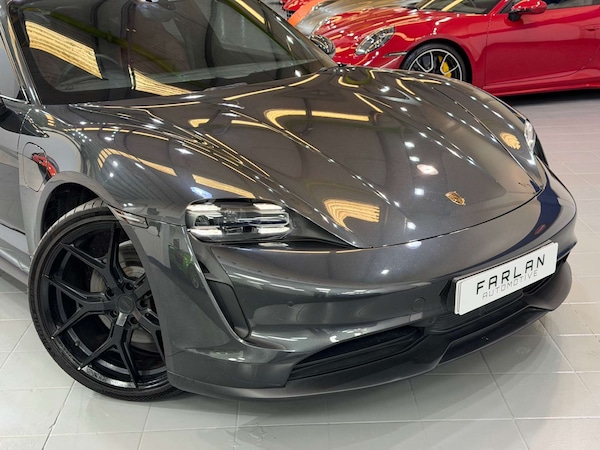 Used Porsche Taycan 2020 for sale - 76219296: Photo 8