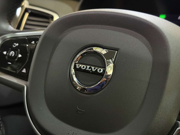 Used Volvo XC90 2023 for sale - 75656250: Photo 44