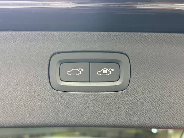 Used Volvo XC90 2023 for sale - 75656250: Photo 55