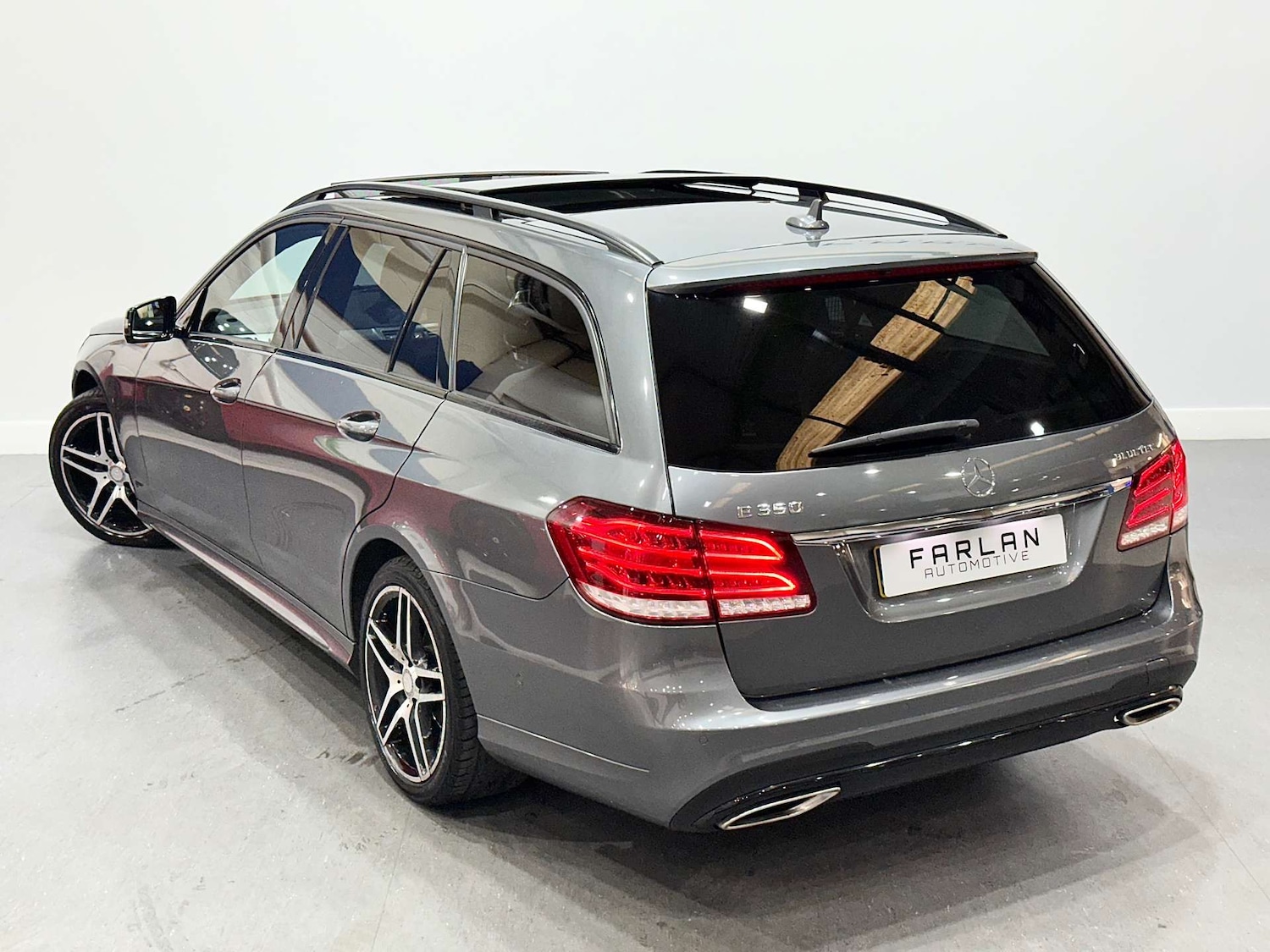 Used Mercedes-Benz E-Class 2015 for sale - 76080216: Photo 30