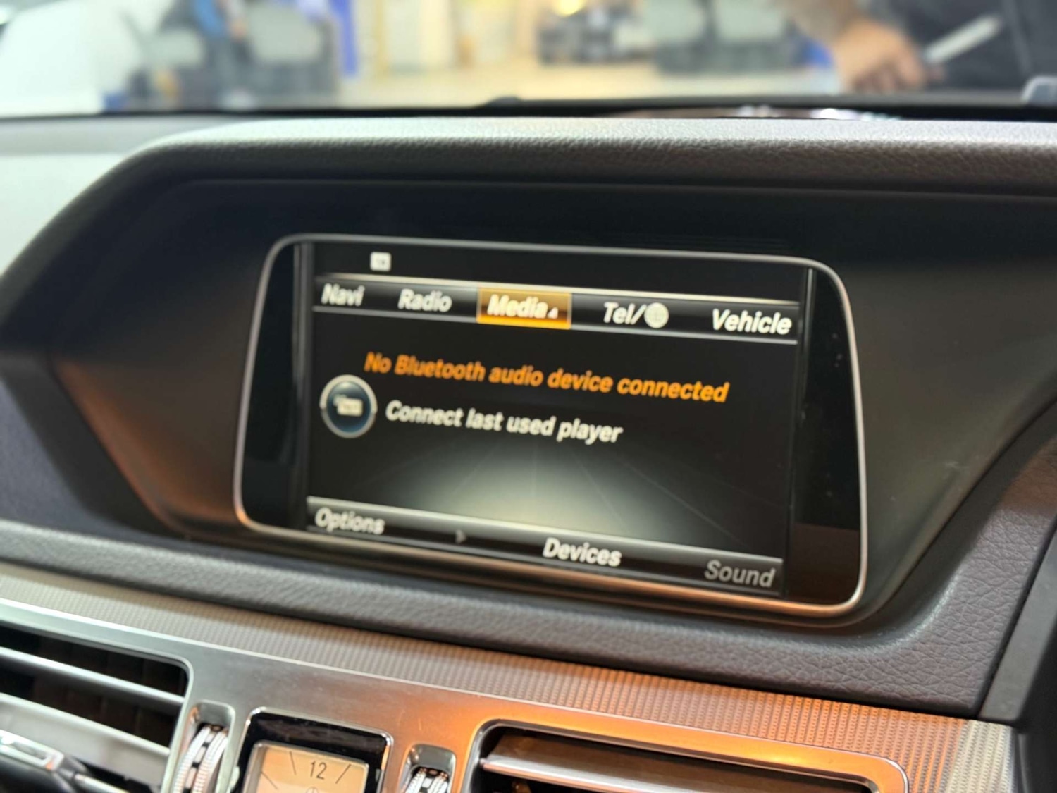 Used Mercedes-Benz E-Class 2015 for sale - 76080216: Photo 46