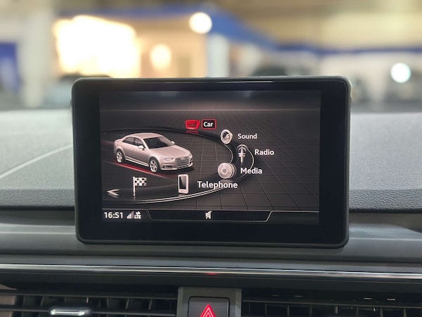 Used Audi A4 2018 for sale - 76076570: Photo 45