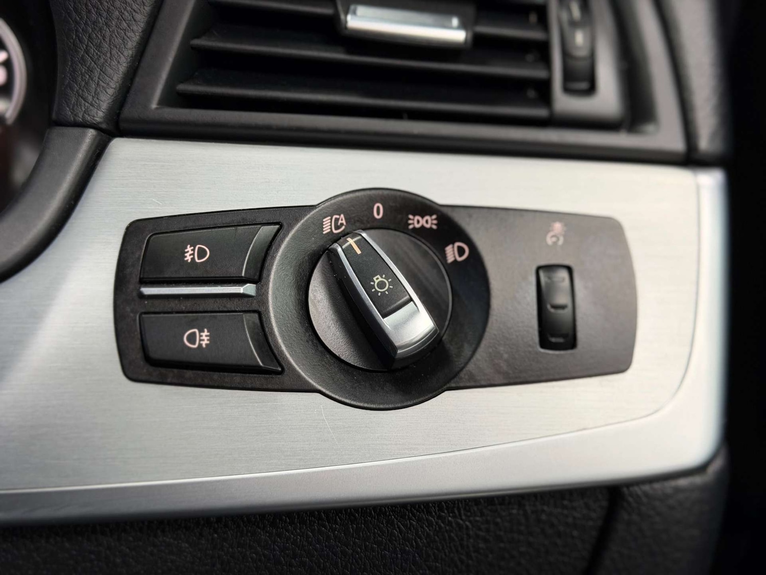 Used BMW 5 Series 2016 for sale - 76533577: Photo 53