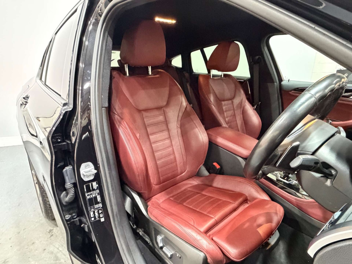 Used BMW X4 2018 for sale - 77047475: Photo 38