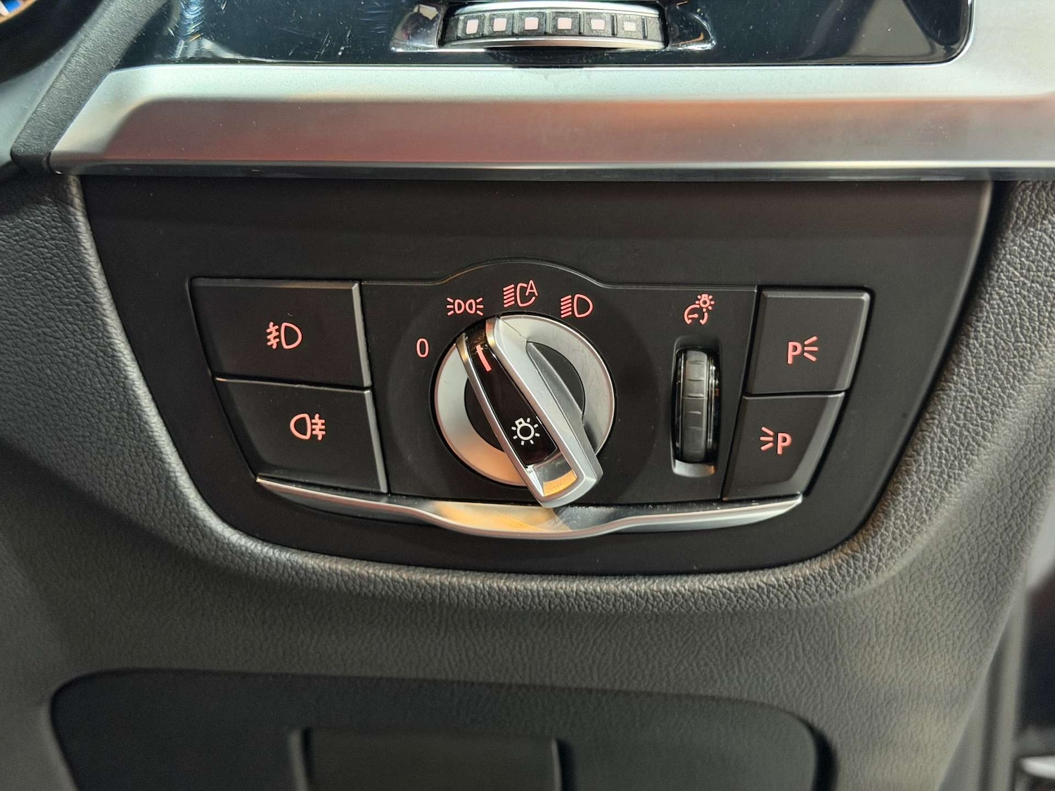 Used BMW X4 2018 for sale - 77047475: Photo 50