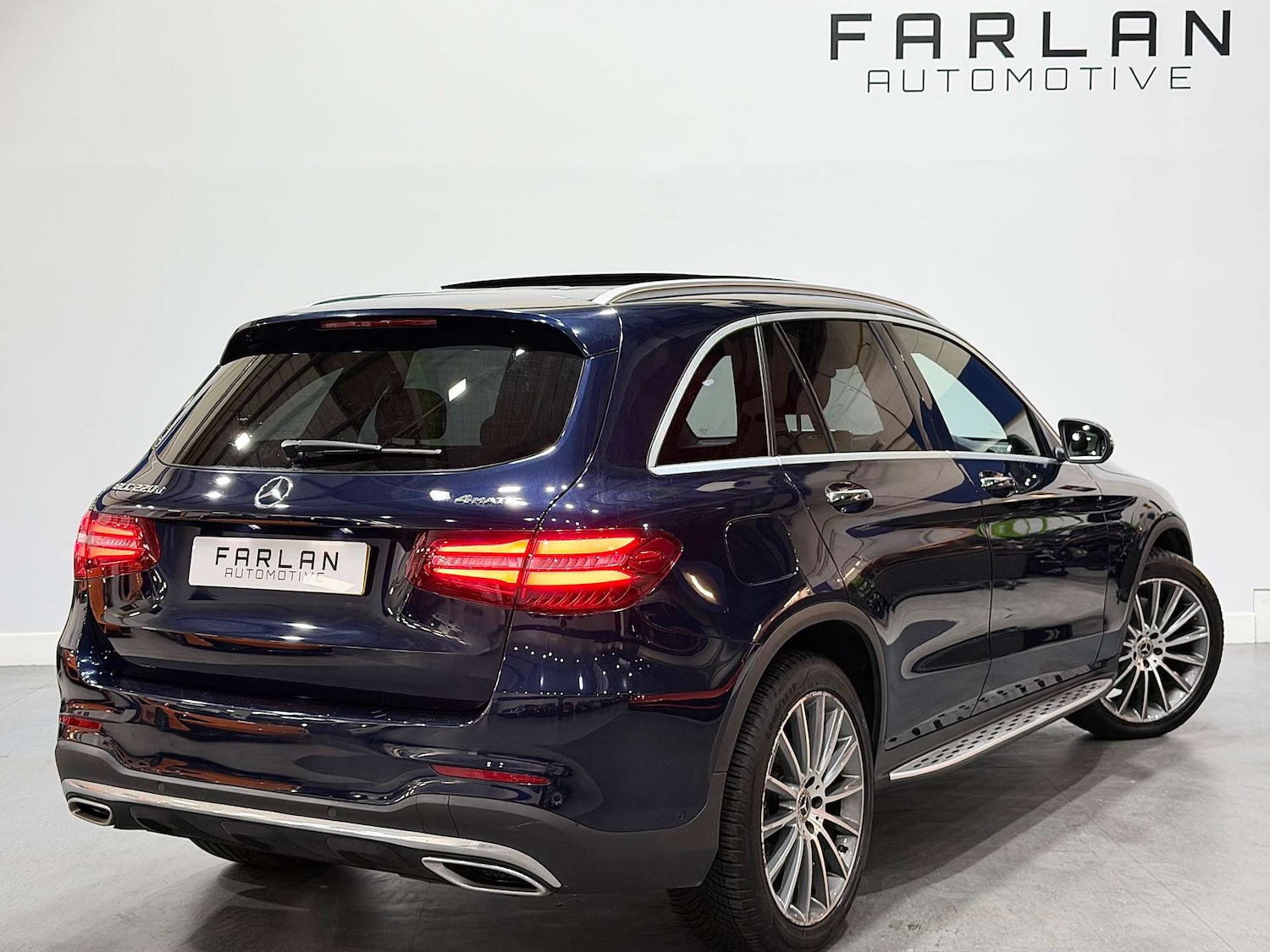 Used Mercedes-Benz GLC 2018 for sale - 76571351: Photo 4