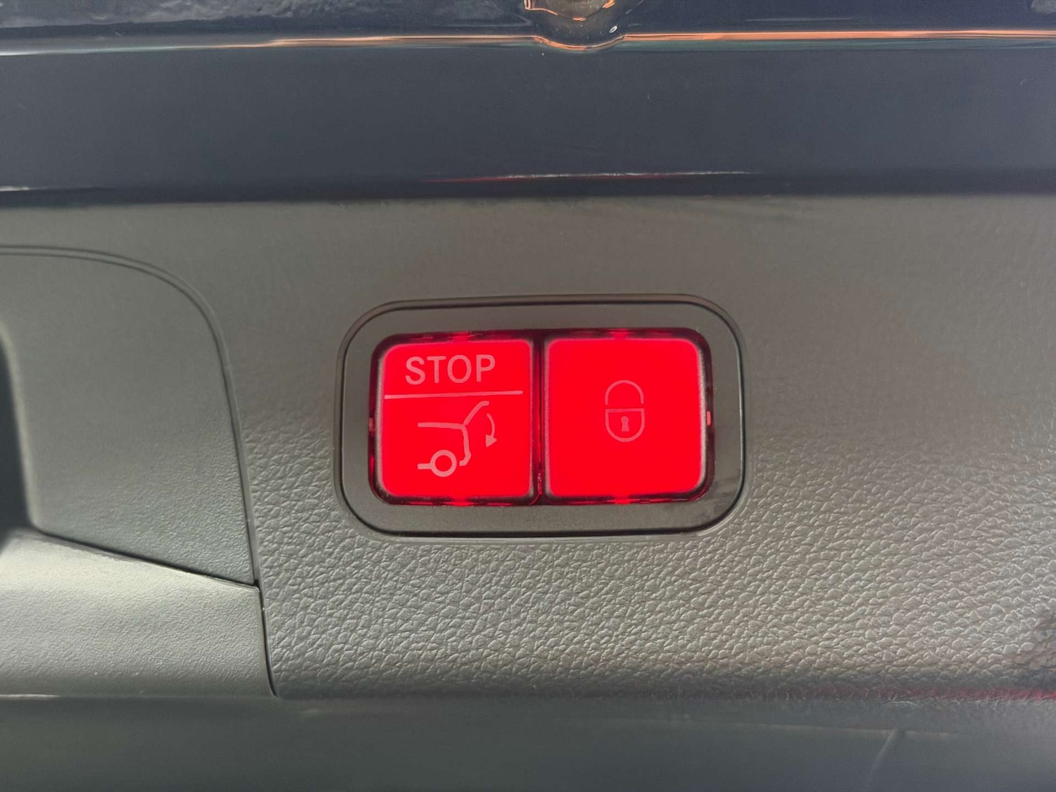 Used Mercedes-Benz GLC 2018 for sale - 76571351: Photo 41