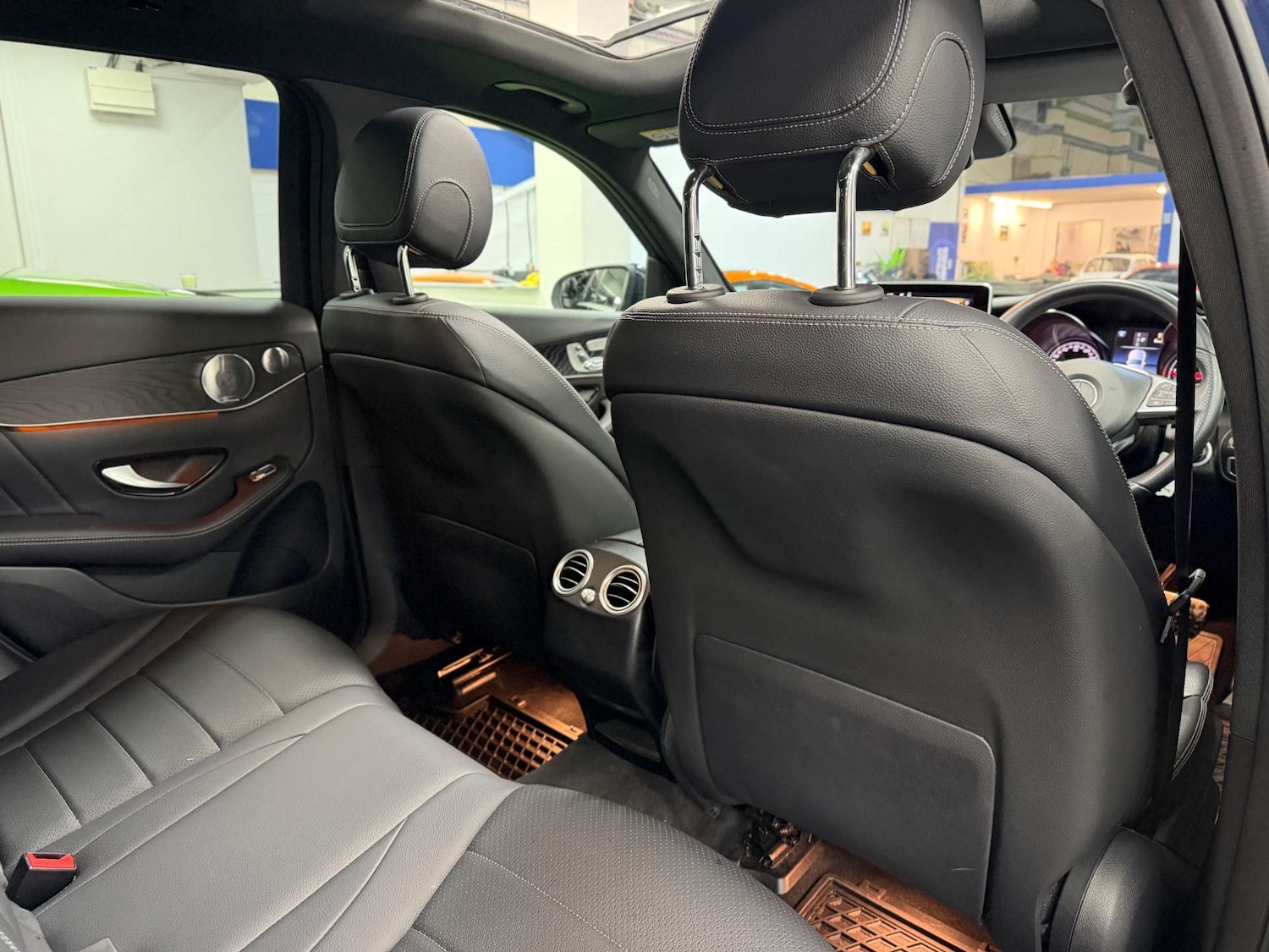 Used Mercedes-Benz GLC 2018 for sale - 76571351: Photo 43