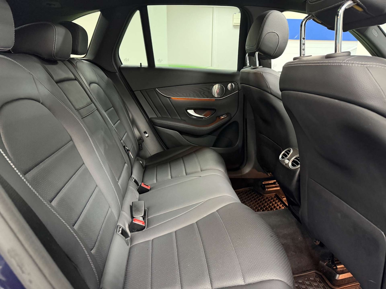 Used Mercedes-Benz GLC 2018 for sale - 76571351: Photo 44