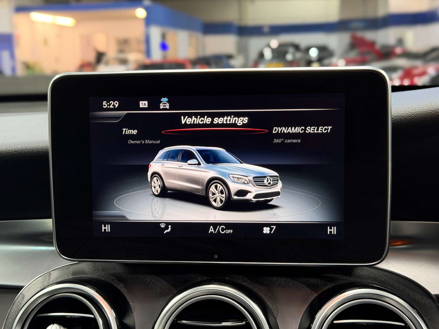 Used Mercedes-Benz GLC 2018 for sale - 76571351: Photo 47